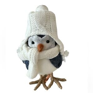 Target 2016 Clipper Felt Blue and Cream Featherly Friends Wondershop Winter Bird